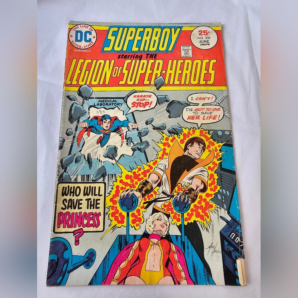 Superboy & the Legion of Super-Heroes 209 DC Comic June 1975 Karate Kid Princess